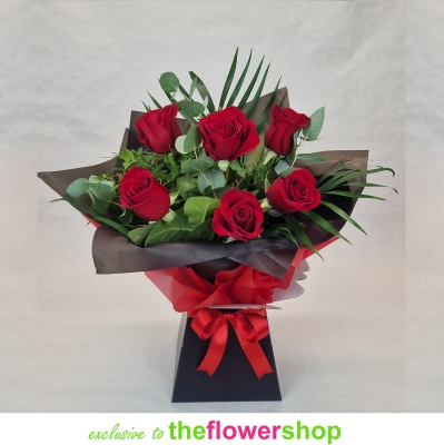 Love and Roses Gift Box