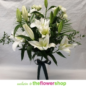 Lily Lover Vase in White