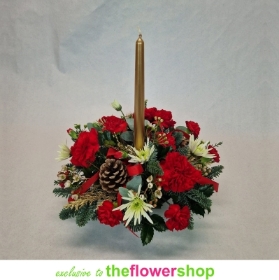 Classic Christmas Candle Arrangement